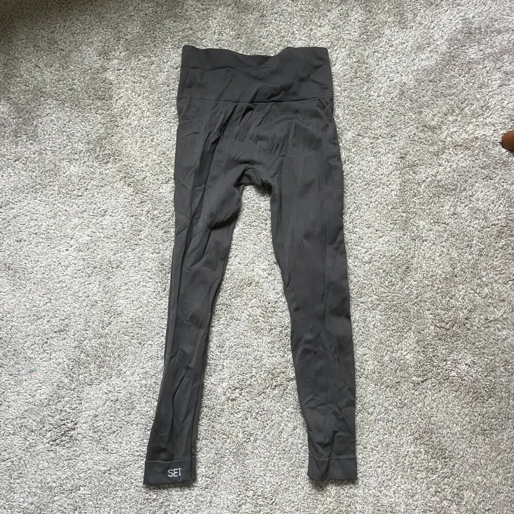 SET Active - Sculptflex Leggings - Size Small